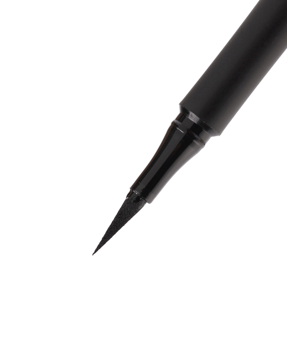 black style eyeliner dtls